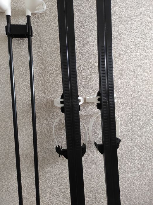 Лыжи детские 140 см