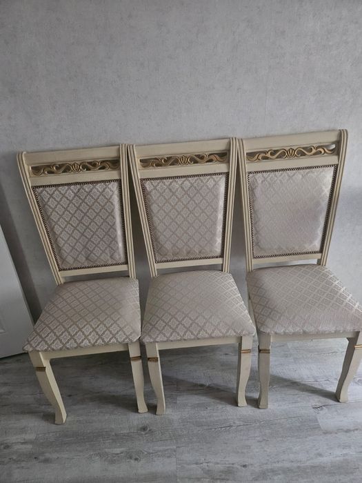 Продам кухонные стулья