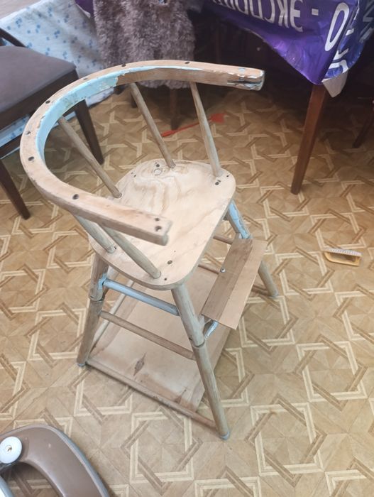 Детский стул деревянный