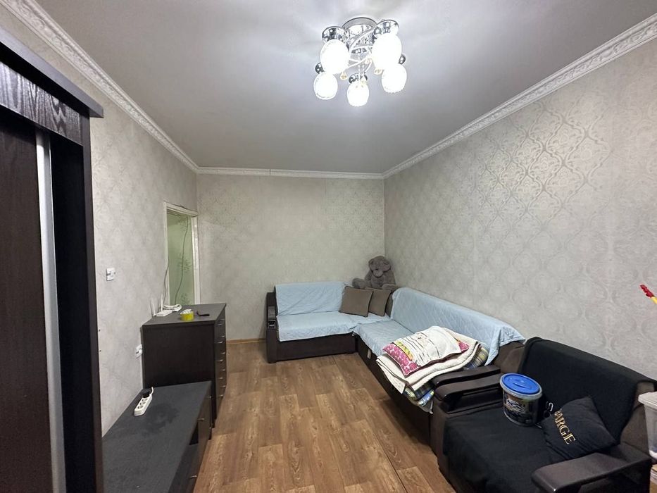 Продаётся 2-комн квартира. р-н Янгихает, Дустлик -1. Срочно