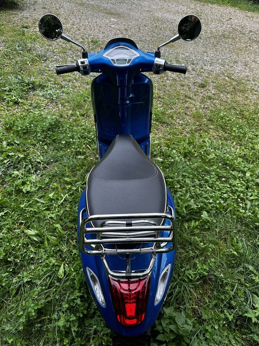 Scuter Vespa Sprint 4 T - 49 cm3 - 45km/h 2016
