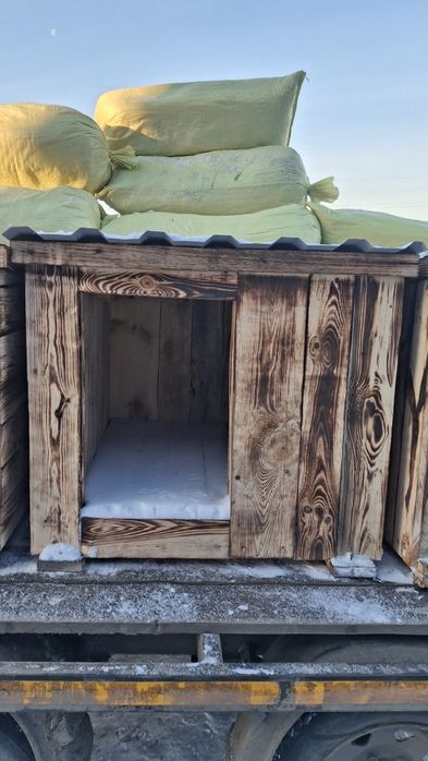 Будки для собак утепленные