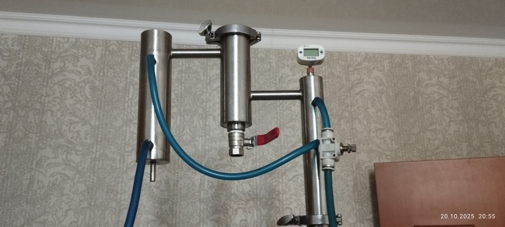 Дистиллятор в комплекте