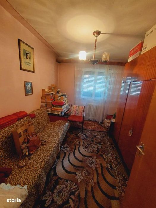 Apartament 4 camere, 83 mp, balcon, etaj 2 din 4, Manastur