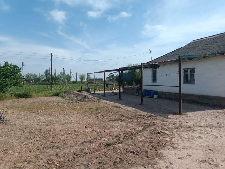 Бука тумани Самарканд МФЙ ДАВЛАТОВУЛ кишлогида 60 сотих уй-ховли сотил