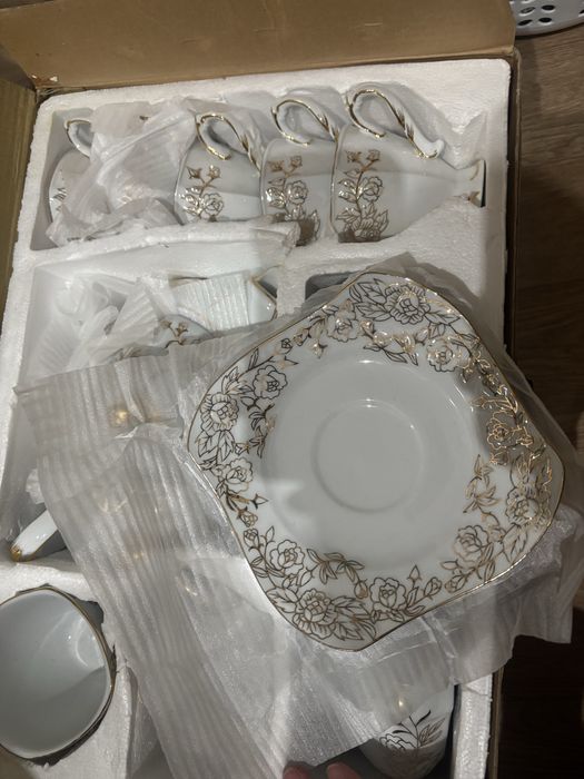 Новый сервиз сатылады. Бағасы 15000