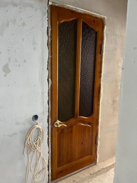 Продам межкомнатные двери