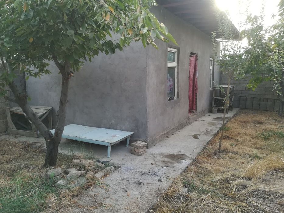 Участок 6 соток, 2 комнатная времянка есть (своя) Черняевка