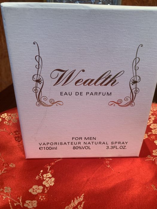 Продам вода туалетная духи