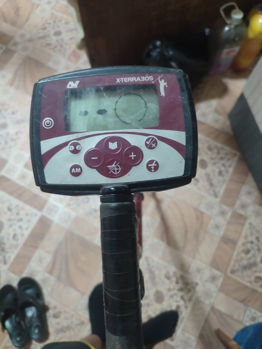 Продам металлоискатель