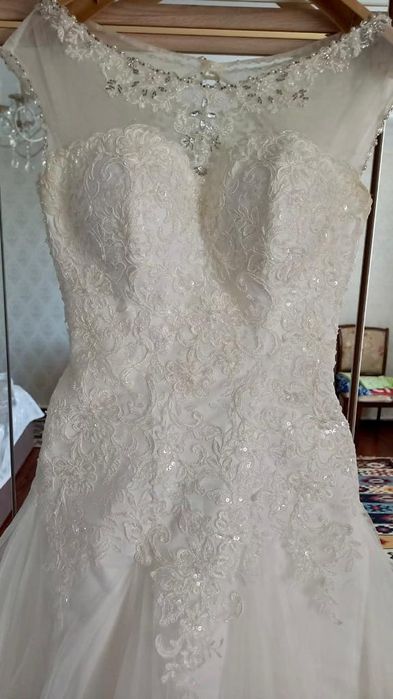 Продам свадебное платье