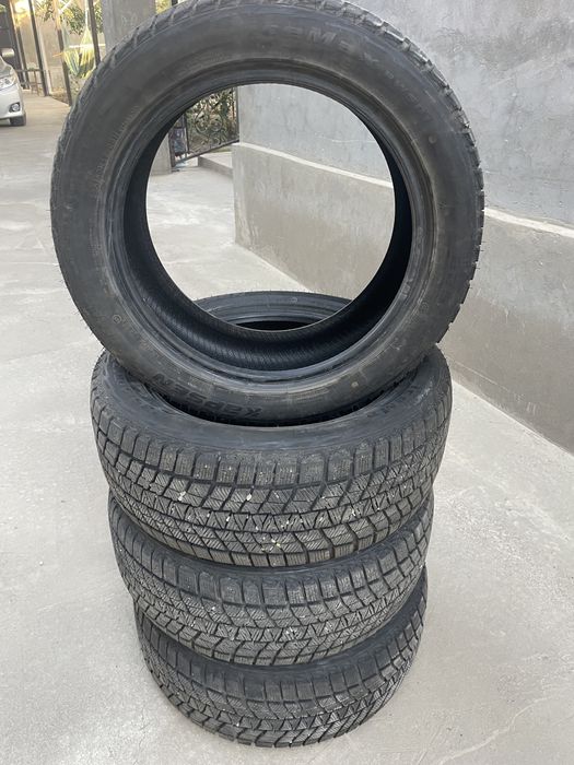 Зимние шины 225/50/17