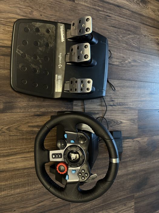 Vand volan gaming Logitech G29 + pedale