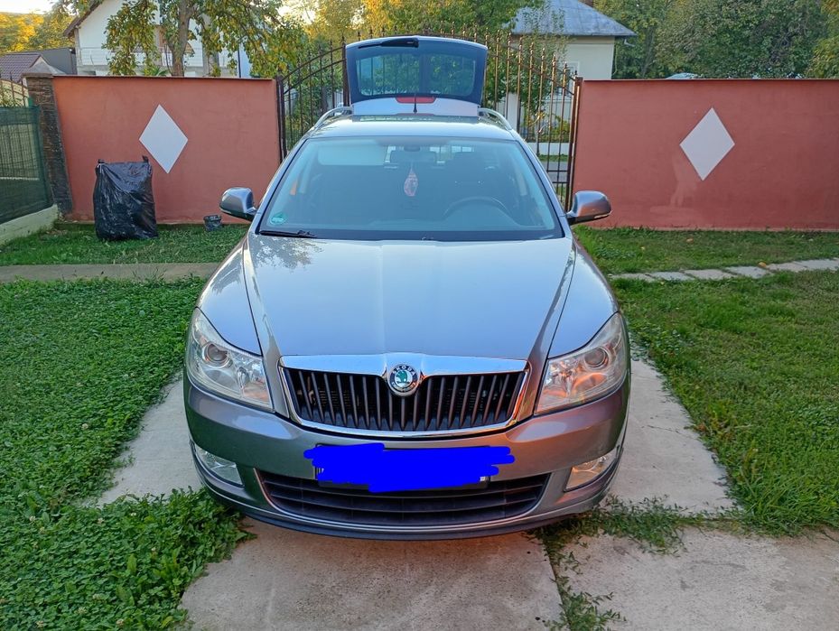 Skoda Octavia 2 full
