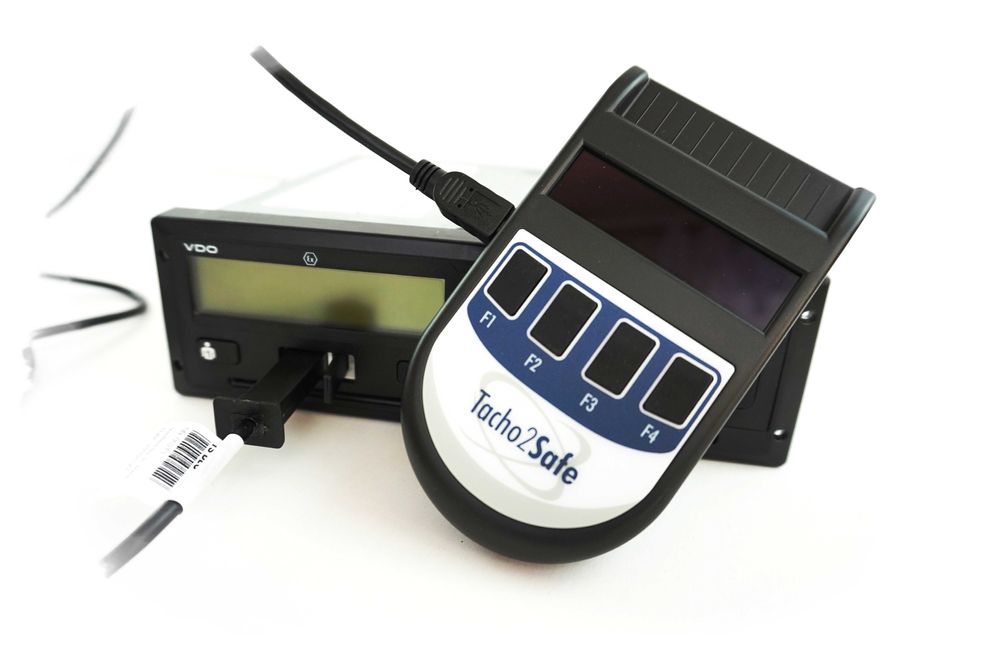 Cititor de carduri si tahografe Tacho2Safe G2V2