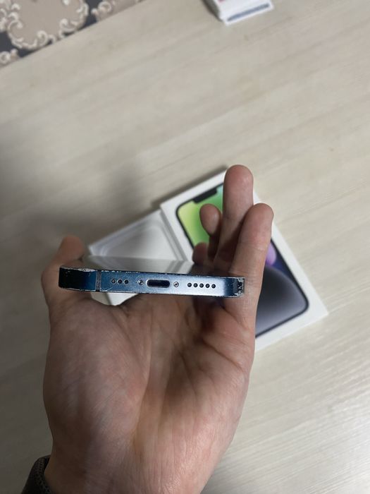 Продам Iphone 14 без торга