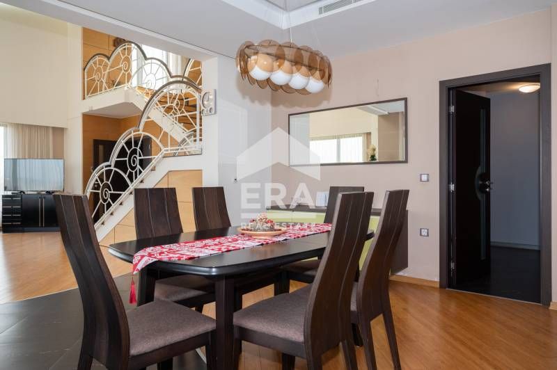 САМО В ЕРА ИМОТИ ХАСКОВО Луксозно имение с басейн и изумителен дизайн