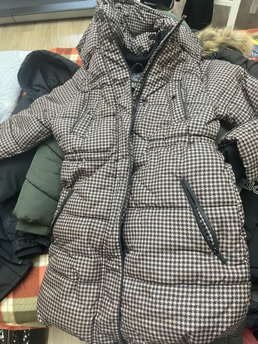 Зимняя куртка на девочку