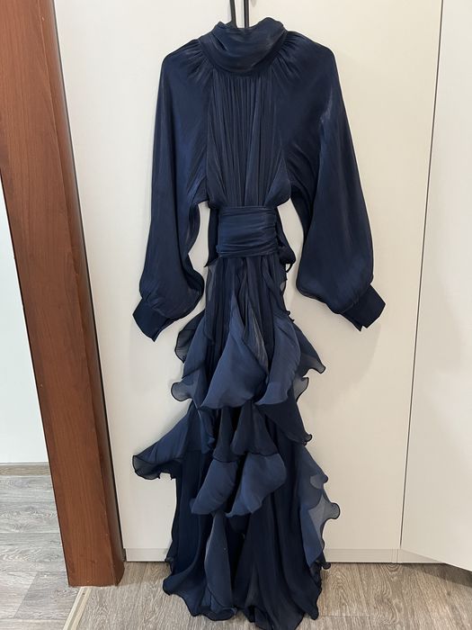 Платья вечерние продам