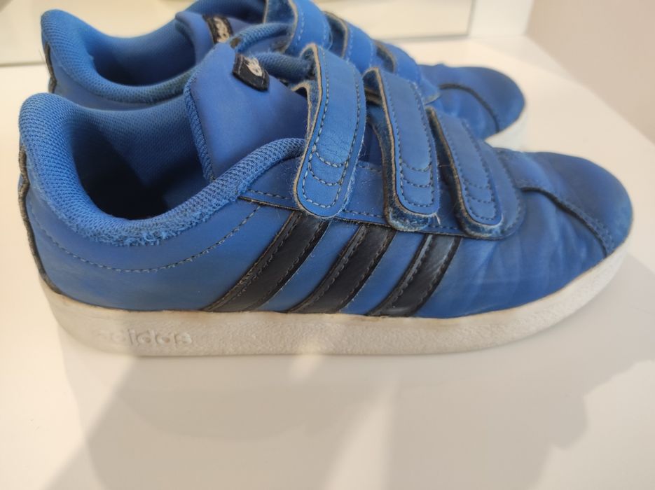Маратонки adidas номер 34