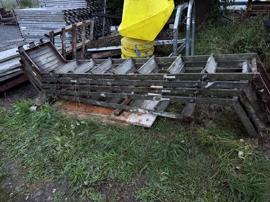 Schela metalica - Italia