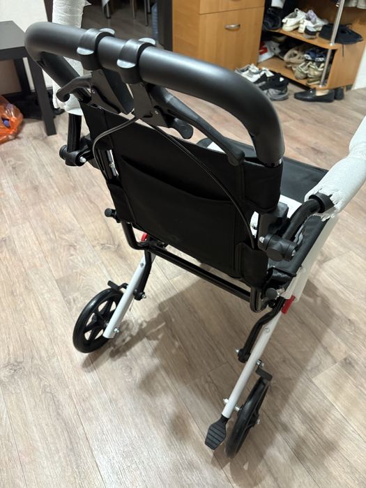 Кресло-коляска компактная