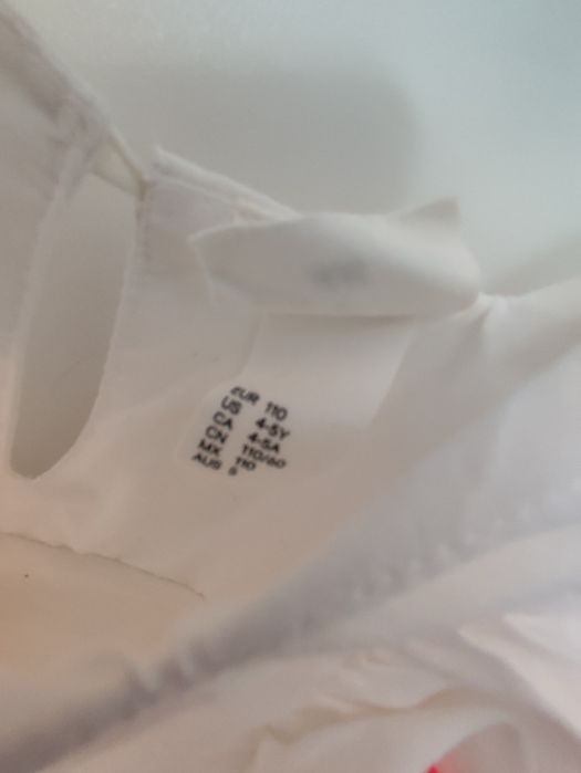Детски рокли H&M, LC Waikiki 110/116