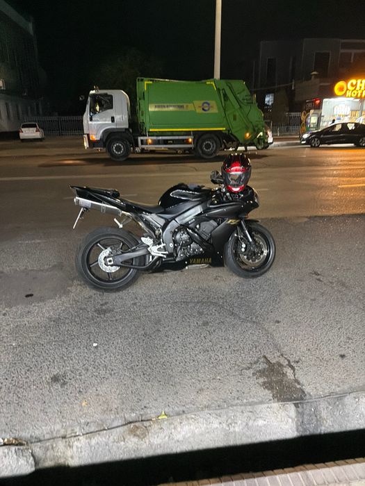 Yamaha r1 1000 kub