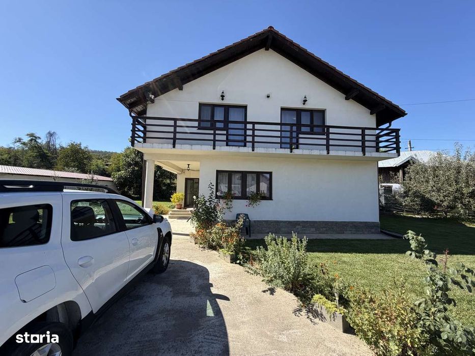 Casa P+M Bajesti, Arges, 6 camere, mobilata si utilata, deosebita