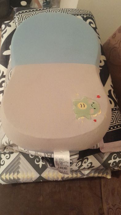 Продам подушки бу