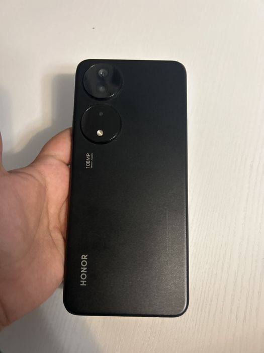 Продам Honor x7b 8/128 гб 6000 mah