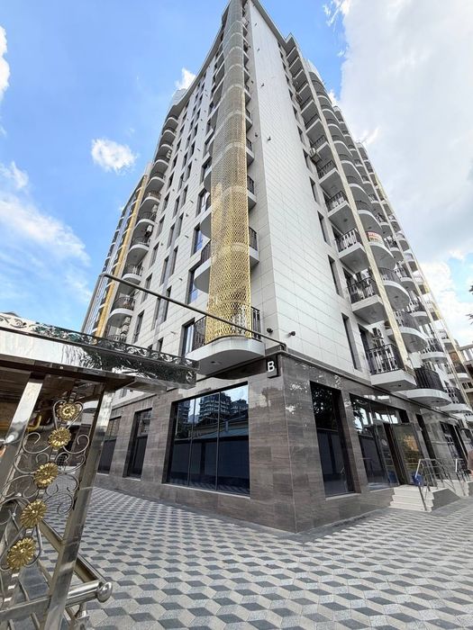 Skyline Продается 3 комнатная квартира ремонт ул.Нукусская