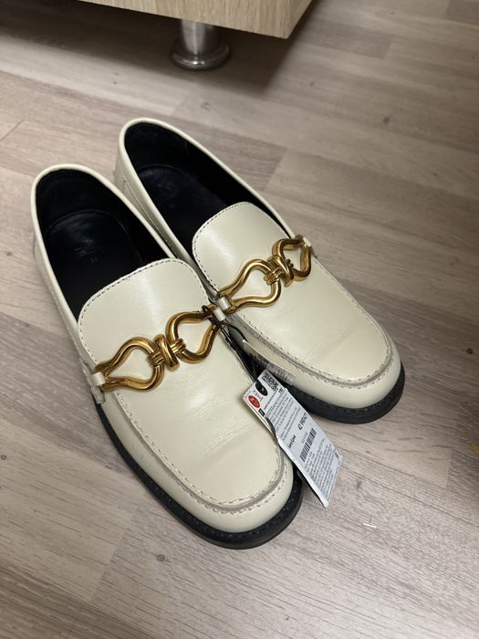 Лоферы ZARA из натуральной кожи