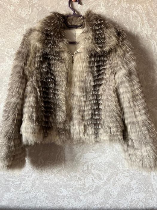Продам бомбер лиса