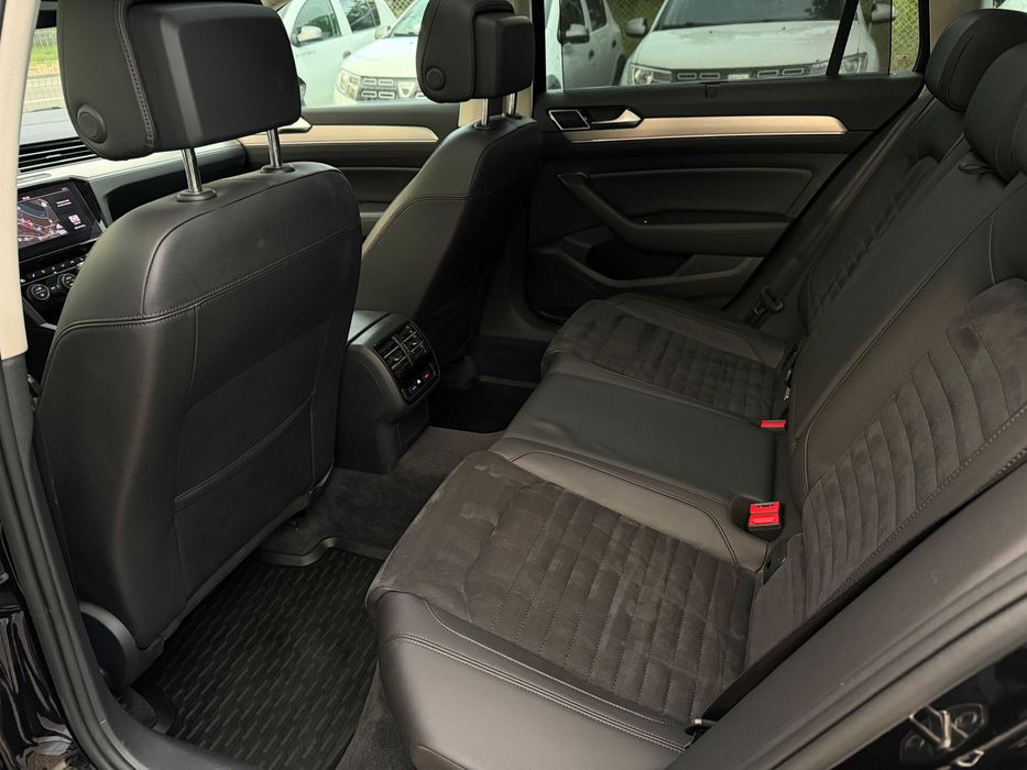 Volkswagen Passat 2018 / HighLine 2.0TDI-DSG / Panoramic / RATE / CockPit Digital / Piele / Head-Up / GARANTIE