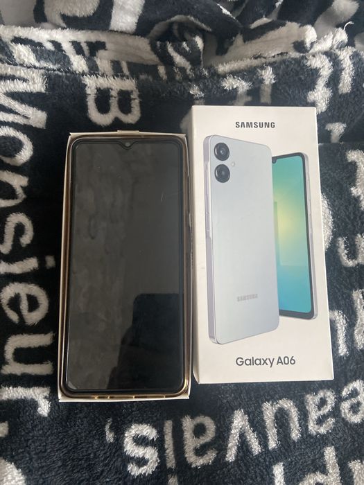 Продам samsung a06