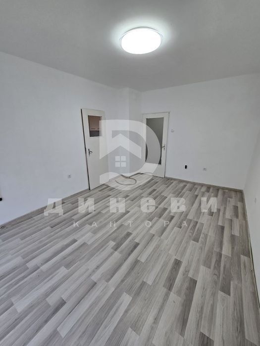 Продава боксониера в Три чучура север