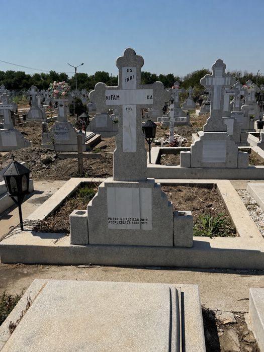 Loc de veci  Doua locuri de veci cimitir Nefliu Magurele ilfov