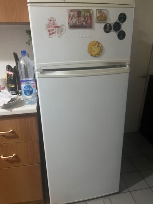 Продается двухкамерный холодильник Nord.