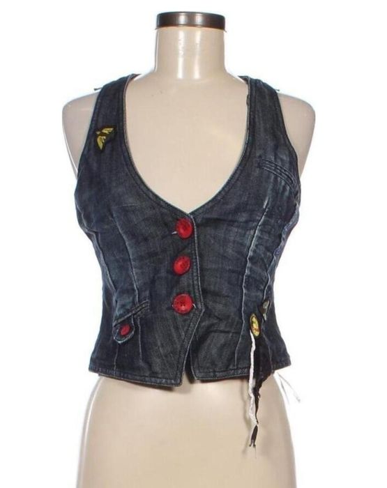 Елек на Desigual