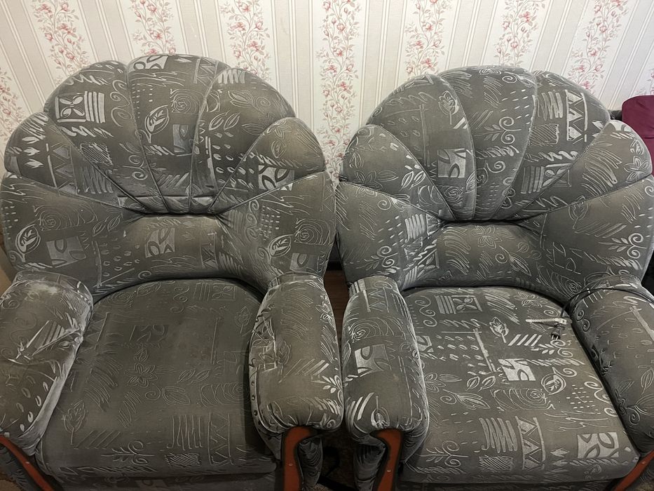 Продам два кресла за 7000