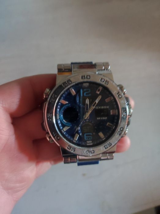 Продам       часы!