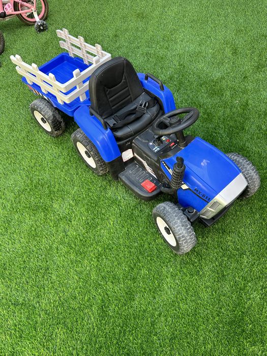 Синий трактор детский