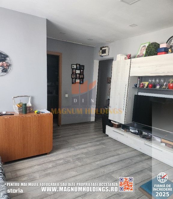 Apartament 3 camere, Trivale, cu balcon