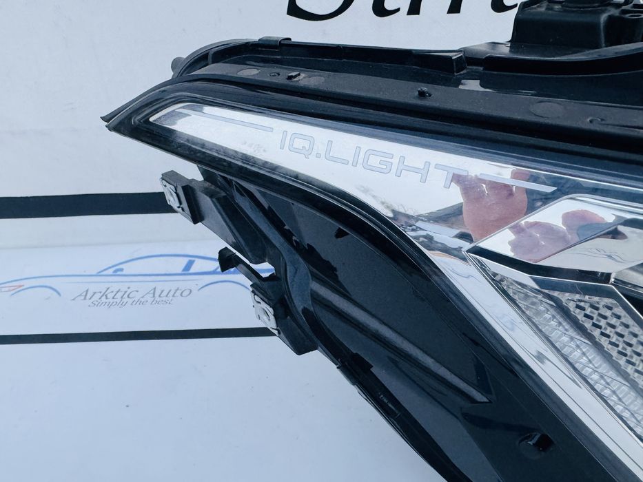 Far dreapta IQ Light VW Tiguan facelift dupa 2020 cod 5NB941028G