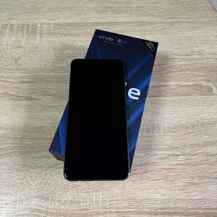 Смартфон Vivo V21e