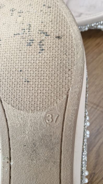 Balerini, pentru ocazii, măsura 37