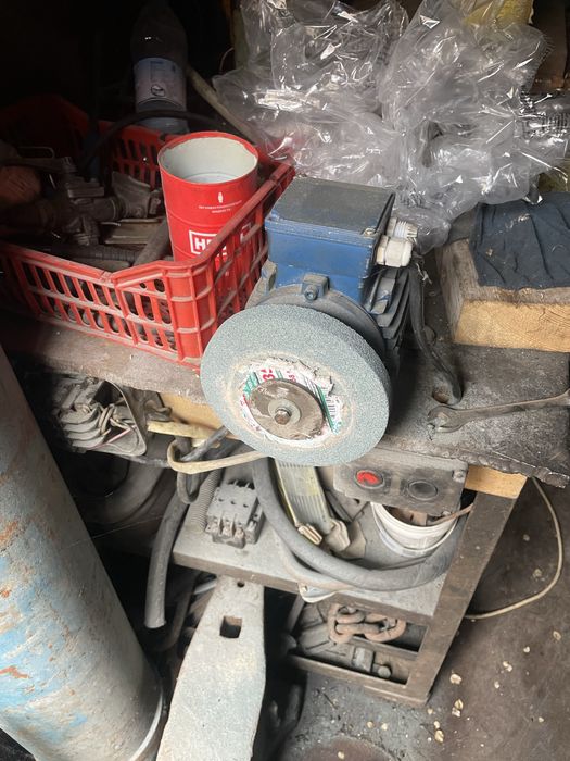 Продаю станки с контейнером