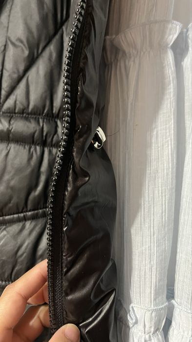 Продам куртку весеннюю за 5 тыс