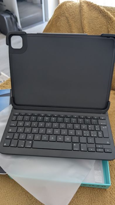 Husa Slim Folio Pro Logitech   iPad Pro 11-inch  1st , 2an , 3rd gener
